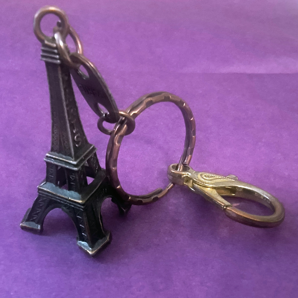 Eiffel Tower Keychain in Bronze and Gold